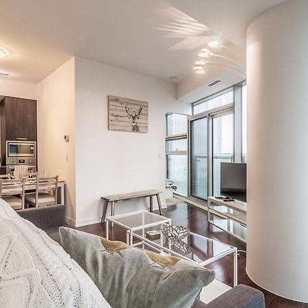 Aoc Suites - Two Bedroom Condo - City/Cn Tower View Toronto Zewnętrze zdjęcie