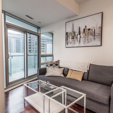 Aoc Suites - Two Bedroom Condo - City/Cn Tower View Toronto Zewnętrze zdjęcie