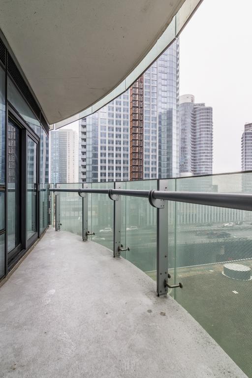 Aoc Suites - Two Bedroom Condo - City/Cn Tower View Toronto Zewnętrze zdjęcie